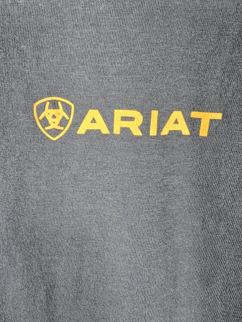 NWOT Ariat Men's Navy Logo Crew Neck T‑Shirt Southwestern Graphic On Back Size M